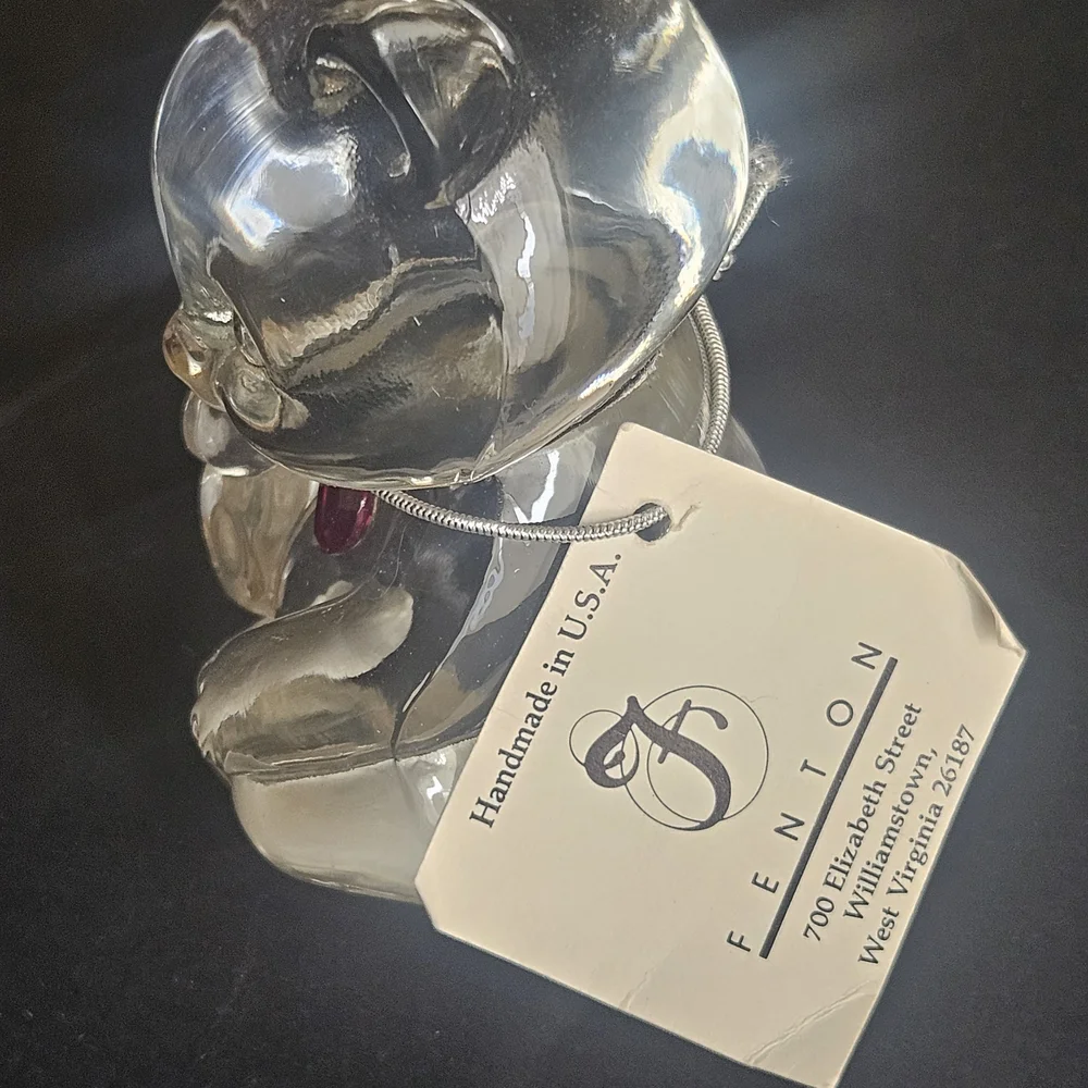 Vintage Fenton Art Glass July Birthstone Bear Figurine Ruby Heart - Picture 3 of 6